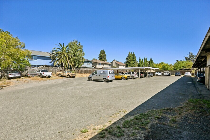 More Photos Of 7874-7890 Old Redwood Hwy, Cotati Apartments For Sale