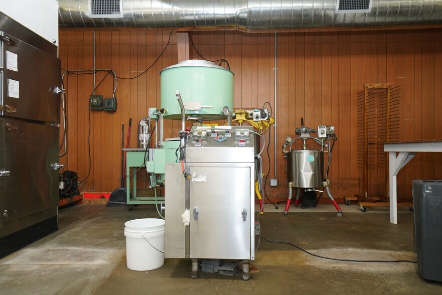 More Photos Of 1391 State Route 66, New Bethlehem Freestanding For Sale