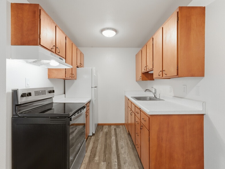 More Photos Of 2629 14th Ave W, Seattle Apartments For Sale