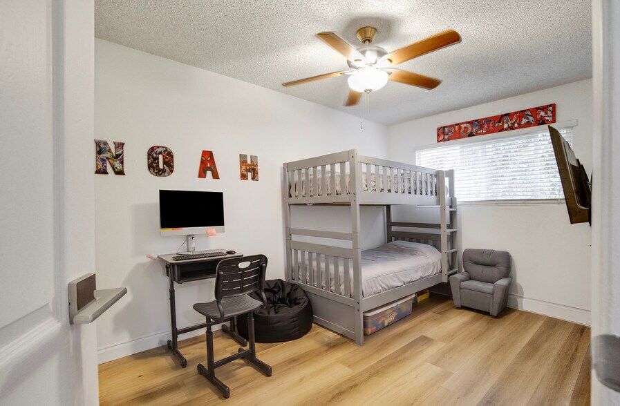 More Photos Of 817 Mira Mar Ave, Long Beach Apartments For Sale
