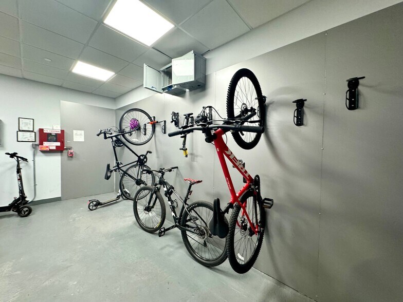 More Photos Of 571 Ocean Pky, Brooklyn Apartments For Sale