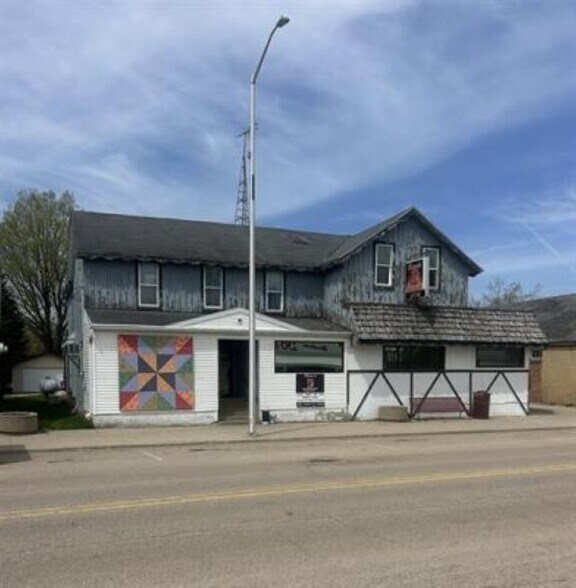 Primary Photo Of 1219 Main St, Gresham Bar For Sale