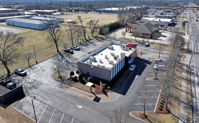 More Photos Of 675 Nashville Pike, Gallatin Fast Food For Sale