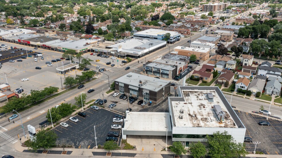 More Photos Of 5151 N Harlem Ave, Chicago Medical For Sale