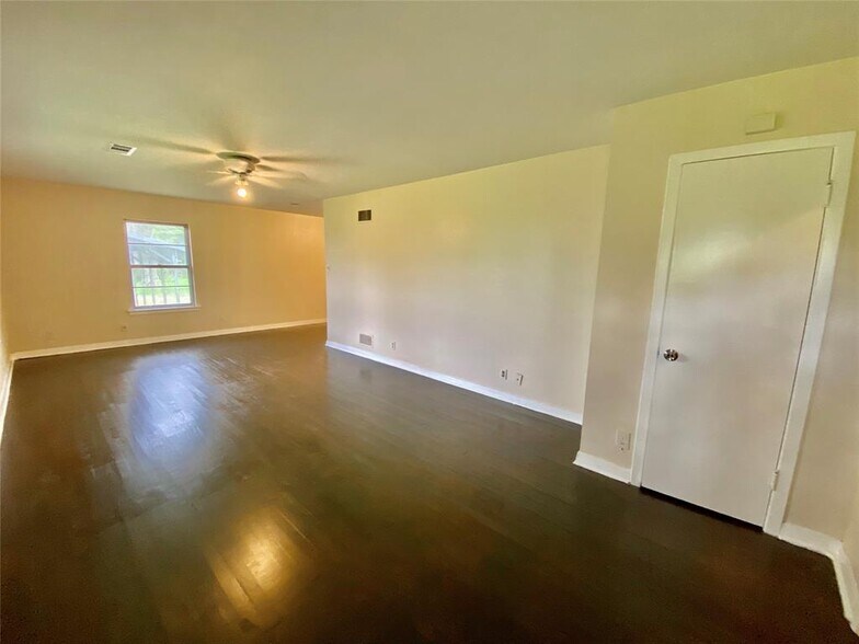 More Photos Of 6718 Sjolander Rd, Baytown Land For Sale