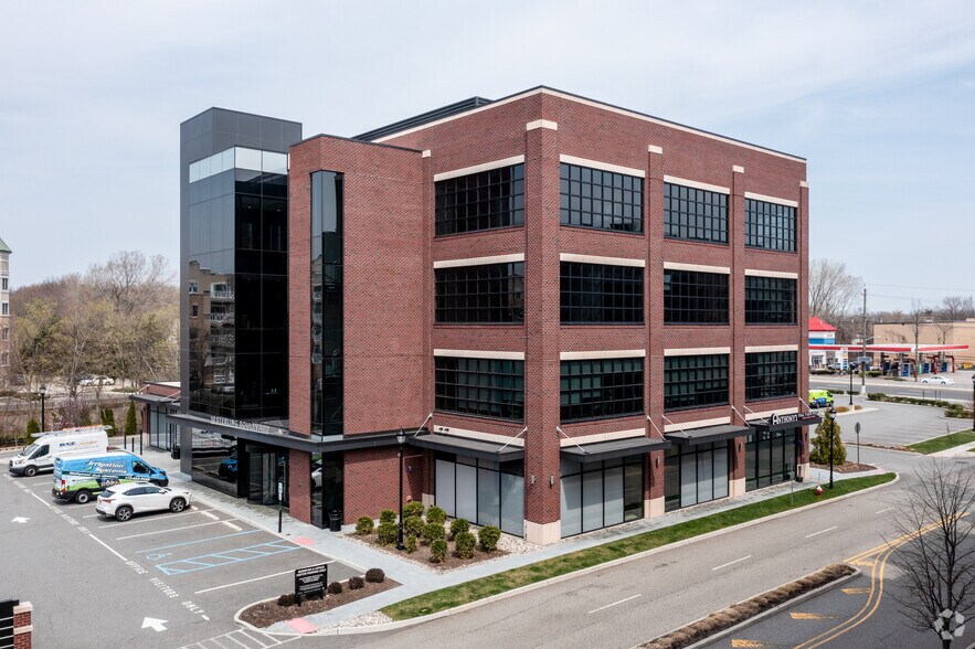 Primary Photo Of 10 Sterling Blvd, Englewood Office For Lease
