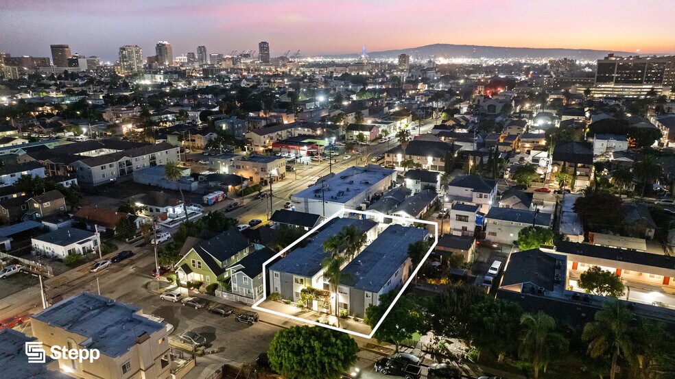 More Photos Of 1019 Lewis Ave, Long Beach Apartments For Sale