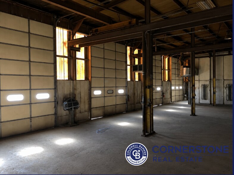 More Photos Of 901 N Foster Rd, Casper Warehouse For Sale