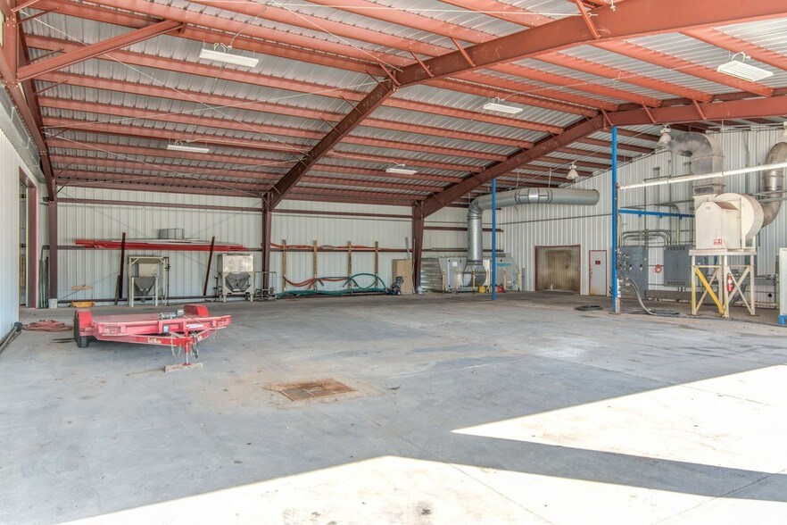 More Photos Of 13939 Old Texaco Rd, Conroe Industrial For Sale