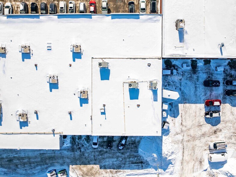 More Photos Of 1534-1540 Lasalle Blvd, Sudbury Storefront For Lease