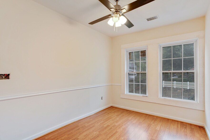 More Photos Of 36939 Charles Town Pike, Hillsboro Convenience Store For Sale