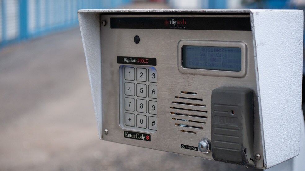 More Photos Of 5808 Allender Rd, White Marsh Self Storage For Lease