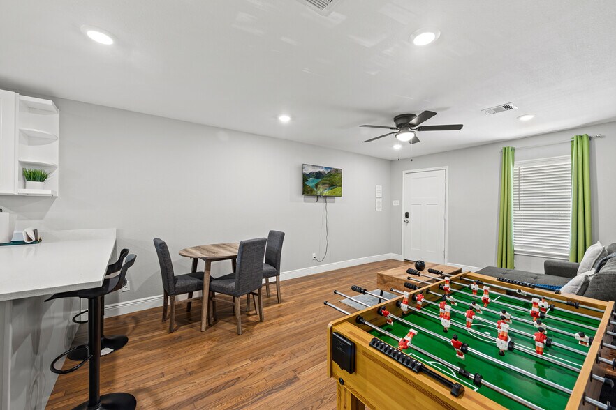 More Photos Of 2512 Calumet St, Houston Apartments For Sale