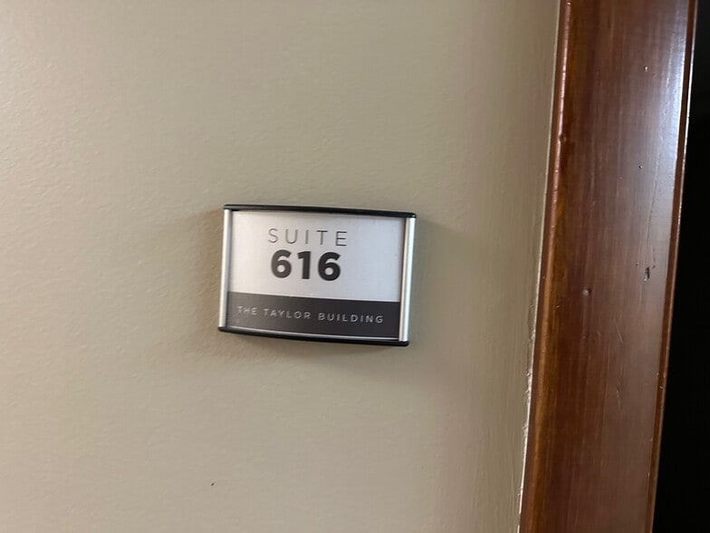 More Photos Of 201-207 N Boone St, Johnson City Office Residential For Lease