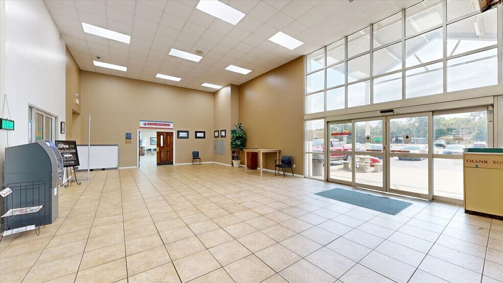 More Photos Of 113 Bo Bo Dr, Crystal Springs Freestanding For Lease