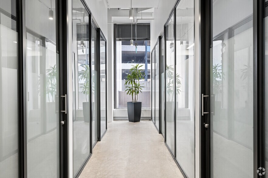 More Photos Of 44 S Broadway, White Plains Coworking Space