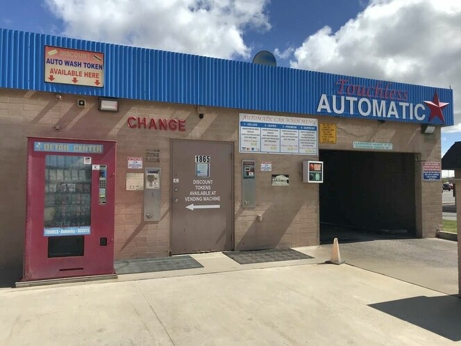 More Photos Of 1865 W 5300 S, Roy Carwash For Sale