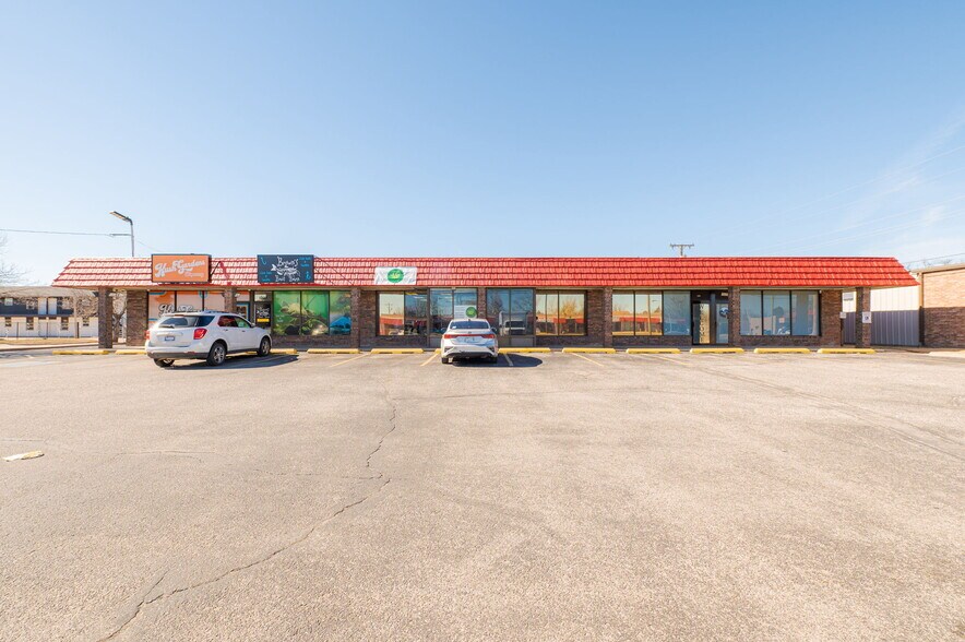 More Photos Of 1501-1511 N Rockwell Ave, Oklahoma City Storefront Retail Office For Lease