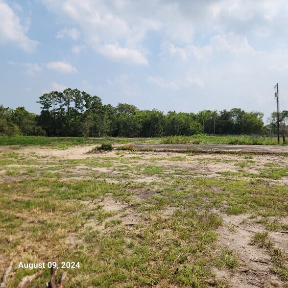 More Photos Of 3150 E Highway 6, Alvin Land For Sale