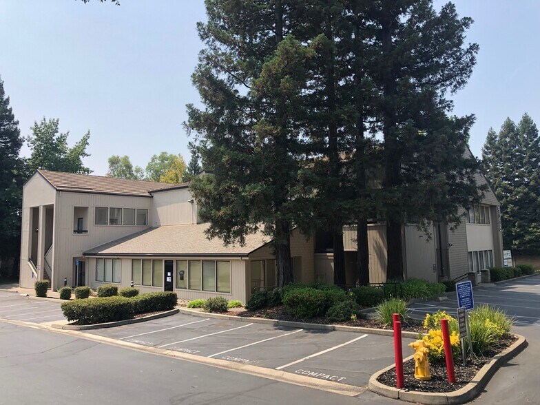 More Photos Of 5006 Sunrise Blvd, Fair Oaks Loft Creative Space For Sale