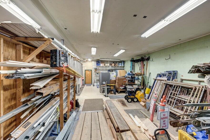 More Photos Of 1355 N Main St, Hampstead Office For Sale