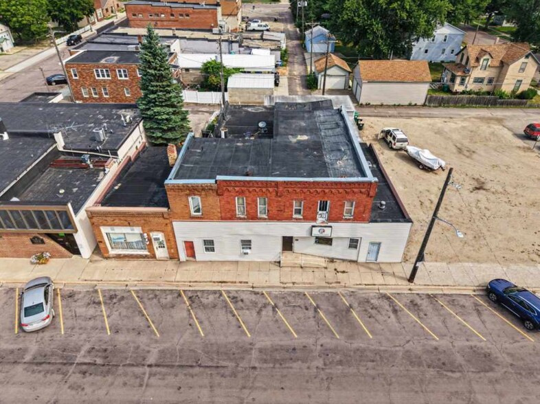 More Photos Of 518 Central Ave, Lester Prairie Storefront Retail Residential For Sale