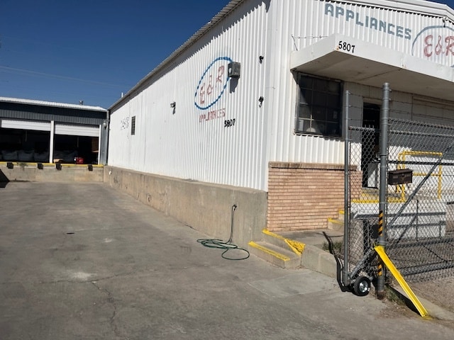 More Photos Of 5807 Ybarra Ct, El Paso Warehouse For Lease