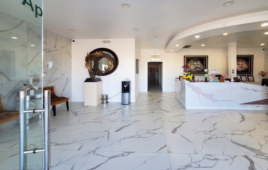 More Photos Of 12372 Garden Grove Blvd, Garden Grove Medical For Sale