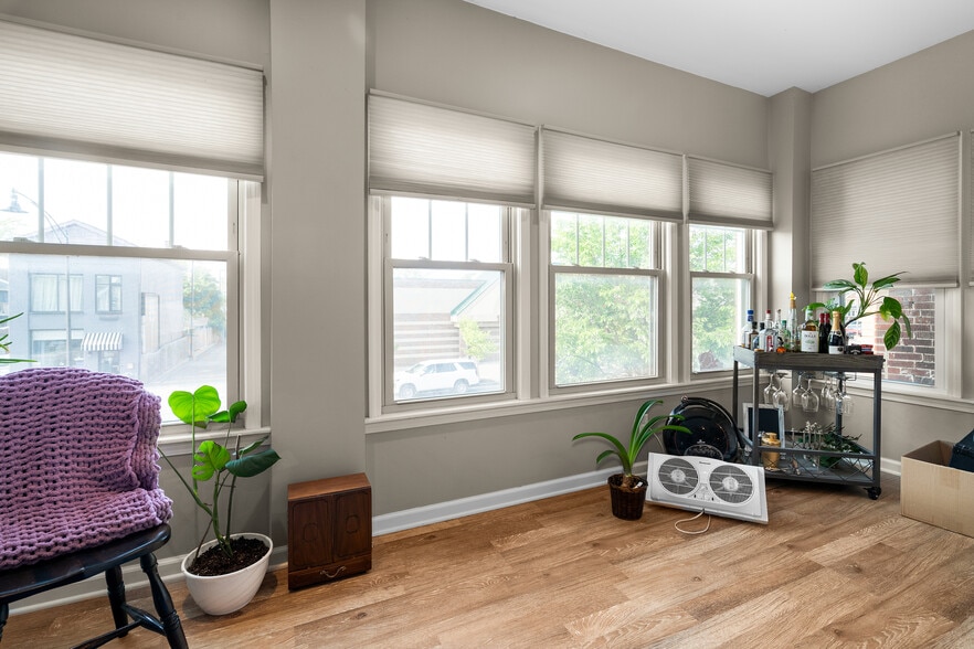 More Photos Of 1537 Hertel Ave, Buffalo Flex For Sale