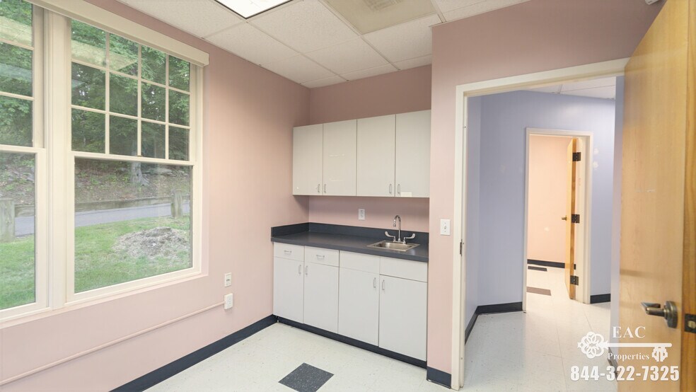 More Photos Of 887 Bridgeport Ave, Shelton Medical For Lease