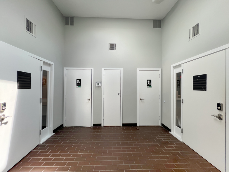 More Photos Of 210 Whiting St, Hingham Office For Lease