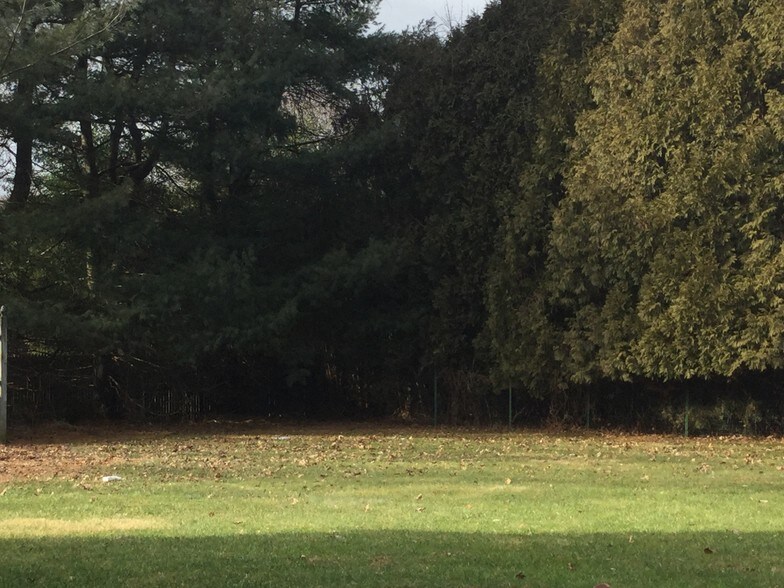 More Photos Of 20 Hillside Ave, Flanders Restaurant For Sale