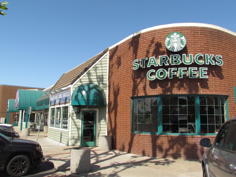 More Photos Of 1425 S Victoria Ave, Ventura General Retail For Lease