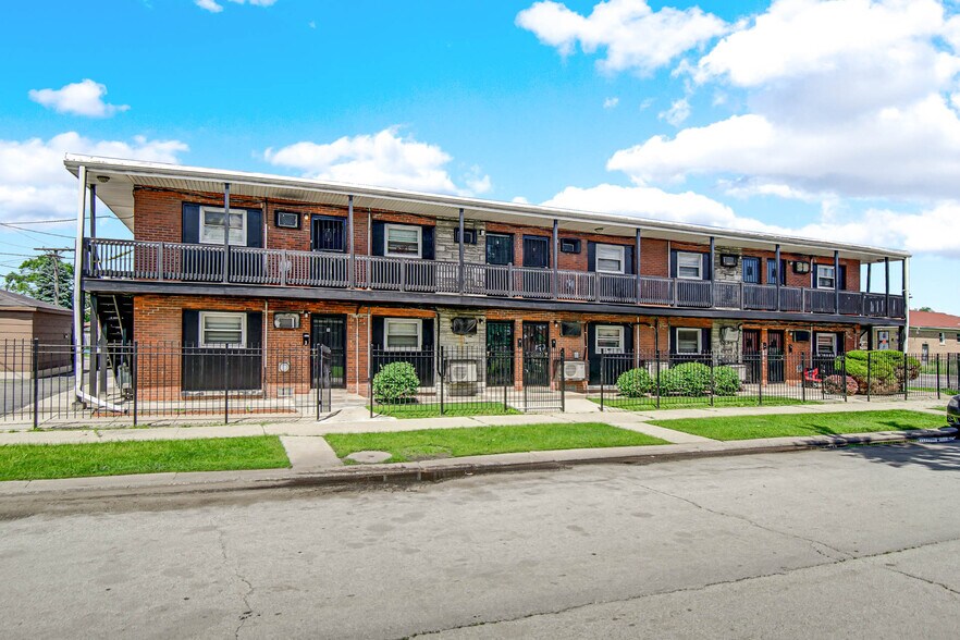 More Photos Of 184 W 147th St, Harvey Apartments For Sale