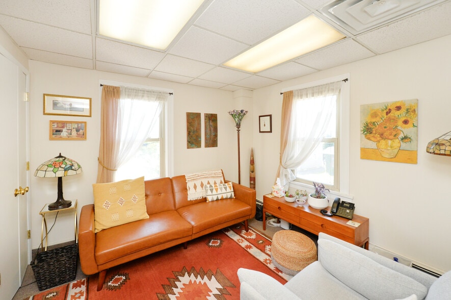 More Photos Of 169 Dayton St, Ridgewood Loft Creative Space For Sale