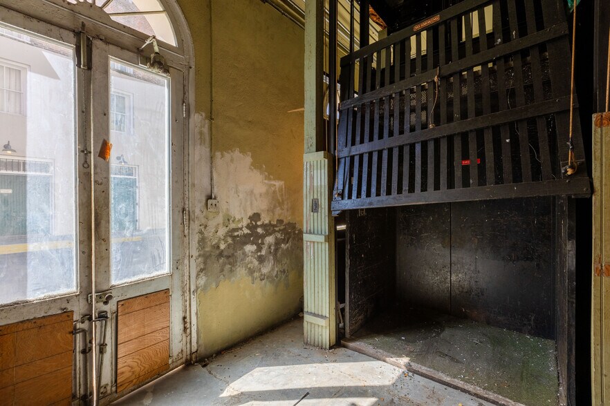 More Photos Of , New Orleans Unknown For Sale