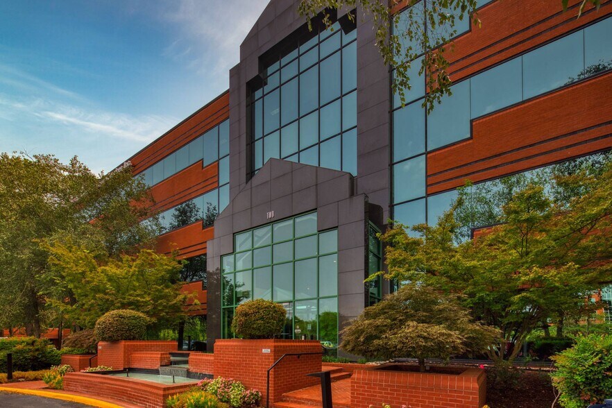 Primary Photo Of 200 Golden Oak Ct, Virginia Beach Office For Lease