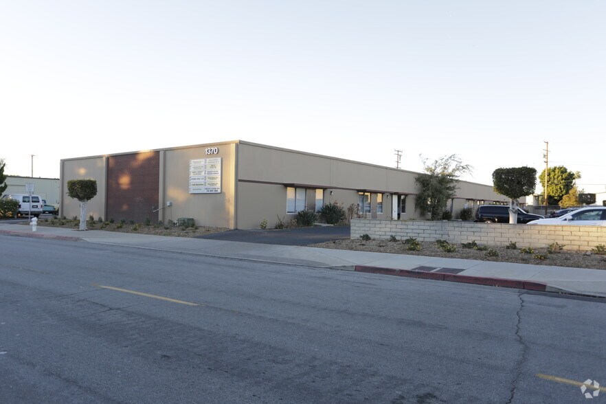 More Photos Of 1370 Logan Ave, Costa Mesa Warehouse For Lease