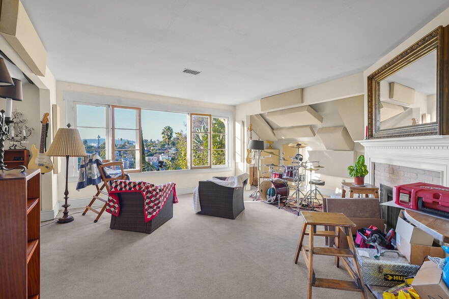 More Photos Of 656 Parkman Ave, Los Angeles Apartments For Sale