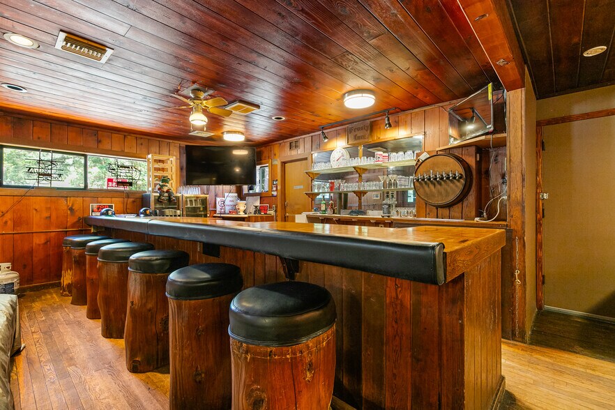 More Photos Of 7461 MT Baker Hwy, Deming Restaurant For Sale