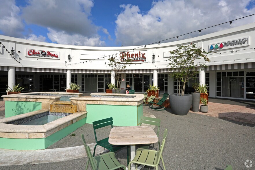 More Photos Of S Military Trail & Champion Blvd, Boca Raton Storefront For Lease