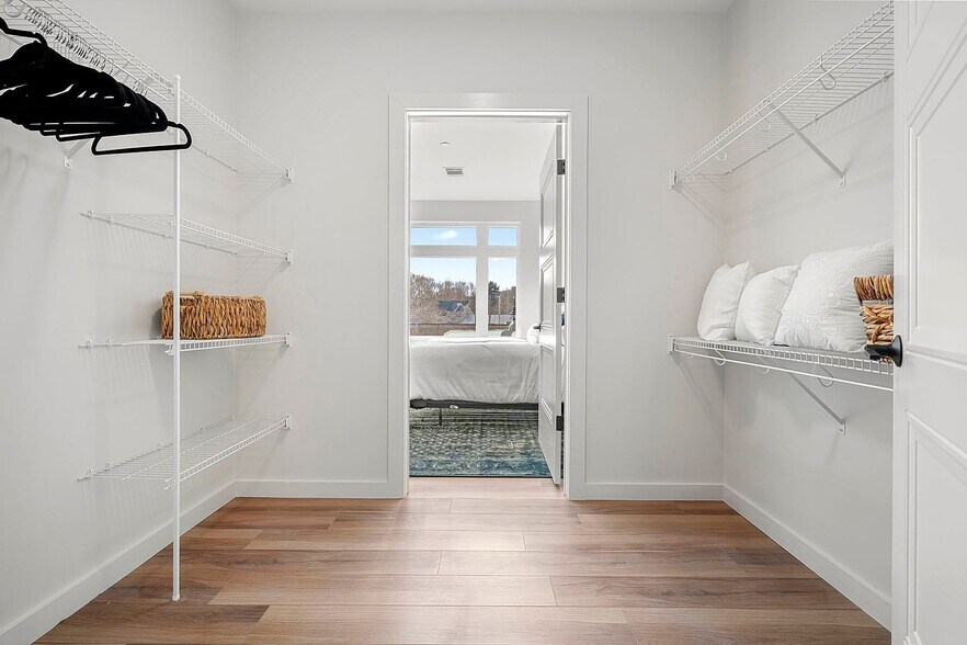 More Photos Of 22 Washington St, Weymouth Apartments For Lease