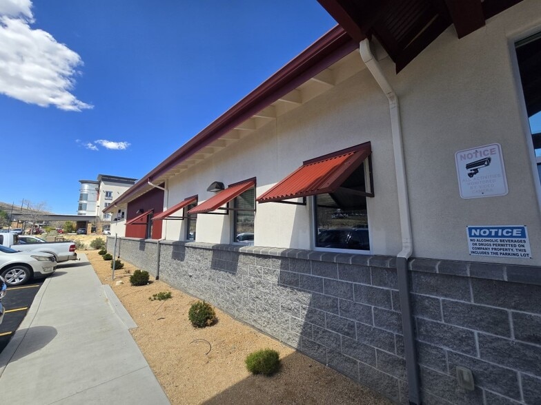 More Photos Of 2555 N Crownpointe Dr, Prescott Valley Freestanding For Sale