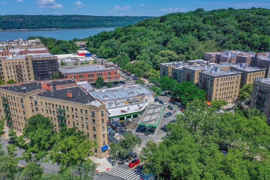 More Photos Of 242 Dyckman St, New York Service Station For Sale