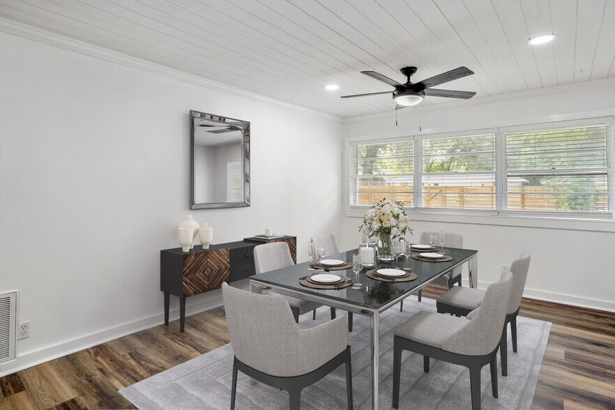 More Photos Of 907 E 27th St, Bryan Apartments For Sale