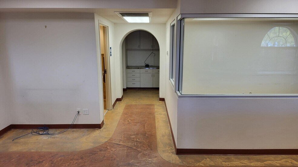 More Photos Of 1825 E Flamingo Rd, Las Vegas Office For Sale