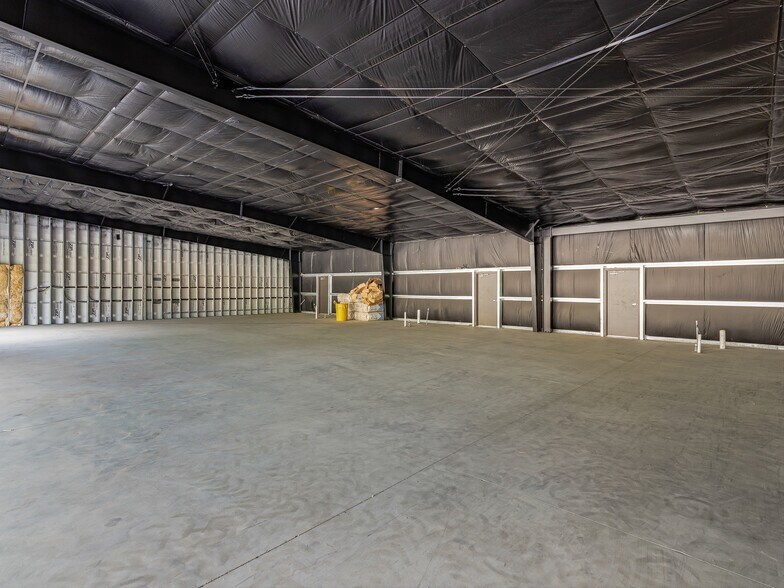 More Photos Of 94 Old Beaverdam Creek Rd, Woodfin General Retail For Lease