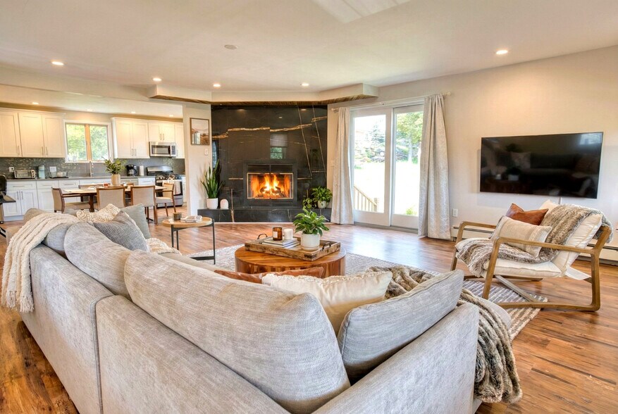 More Photos Of 218 NY-296, Windham Hotel For Sale