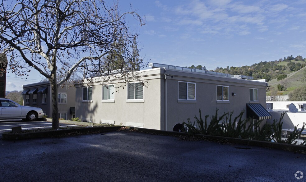 More Photos Of 1080 Carol Ln, Lafayette Office For Sale