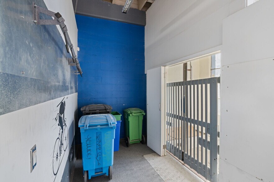 More Photos Of 1118-1120 Howard St, San Francisco Office For Sale